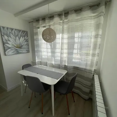 Πανσιόν Micin Βόντιτσε