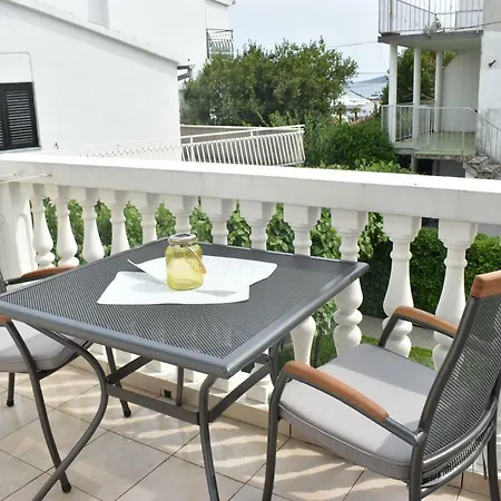 Πανσιόν Micin Βόντιτσε